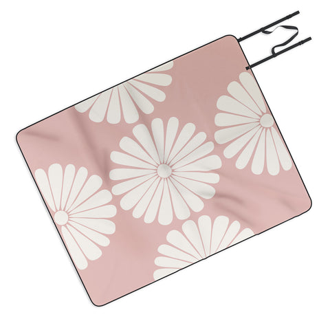 Colour Poems Retro Daisy XXVI Picnic Blanket