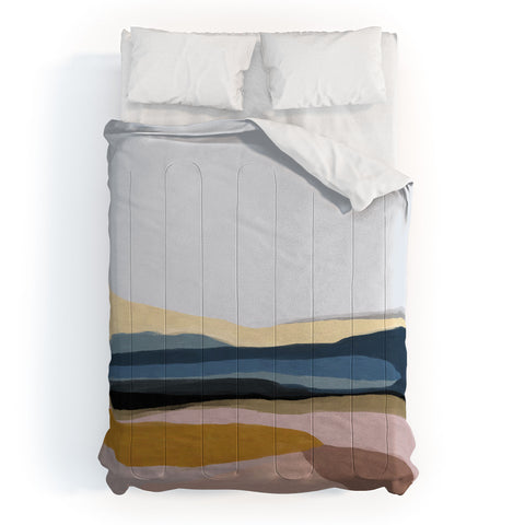 Dan Hobday Art Valley Comforter