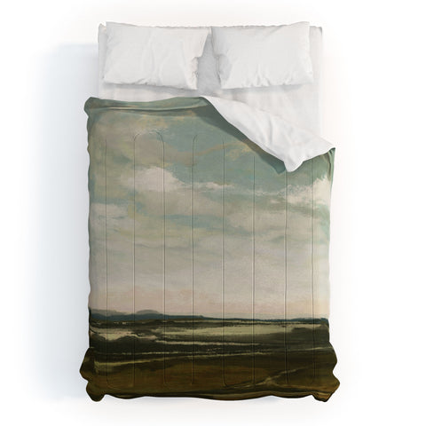 Dan Hobday Art Valley View Comforter