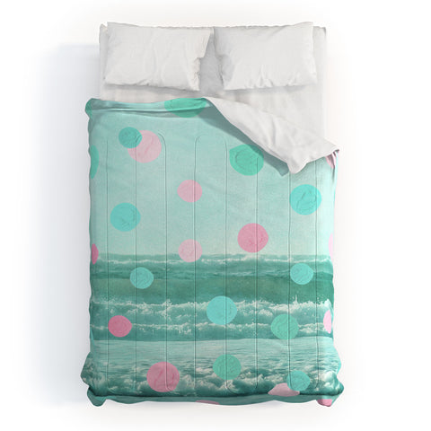 Dash and Ash Chasing My Dreams Comforter