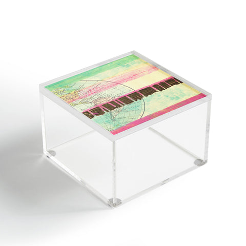 Dash and Ash World Traveler I Acrylic Box