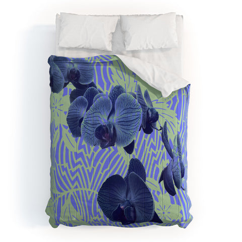 Deb Haugen Orchids Hauula Comforter