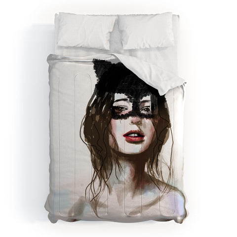 Deniz Ercelebi Cat Comforter