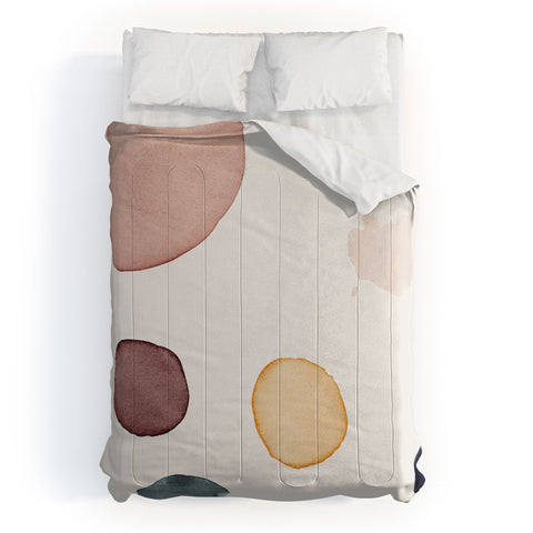 Djaheda Richers Peace Comforter