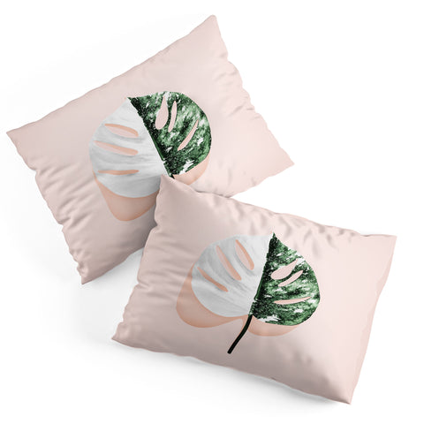 Djaheda Richers Solo Pillow Shams