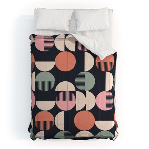 Emanuela Carratoni Abstract Moon Pattern Comforter