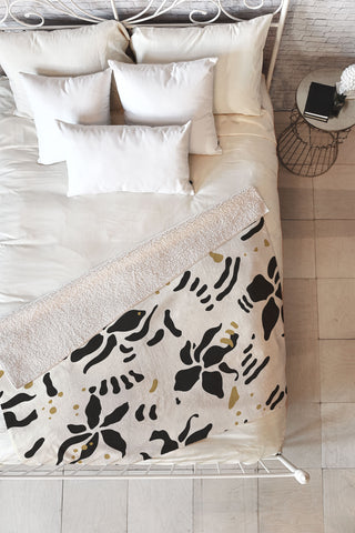 evamatise Abstract Spider Orchids Fleece Throw Blanket