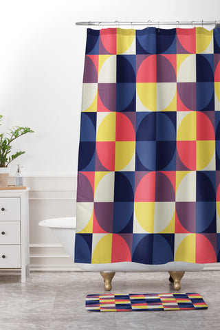 Fimbis Quarters Quilt Shower Curtain And Mat