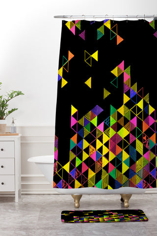 Fimbis Radio Zaga Shower Curtain And Mat