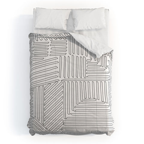 Fimbis Strypes BW Outline Comforter