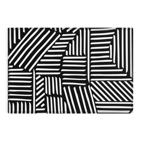 Fimbis Strypes BW Outdoor Rug