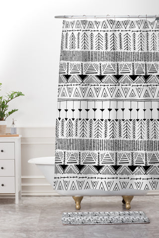 Gabi Lobo Shower Curtain And Mat