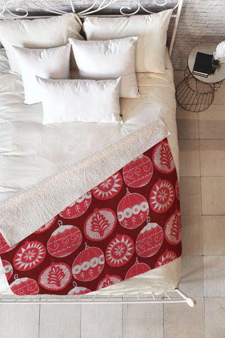 Gabriela Fuente Noel rouge Fleece Throw Blanket