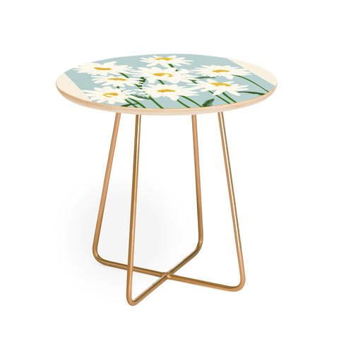 Gale Switzer Flower Market Oxeye daisies II Round Side Table