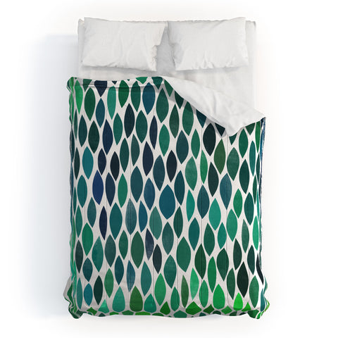 Garima Dhawan connections 2 Comforter