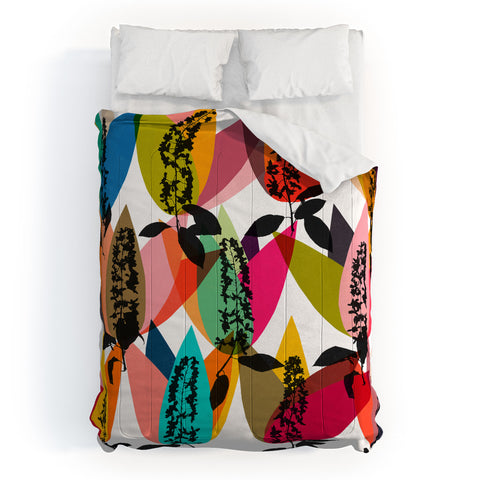 Garima Dhawan flowering 2 Comforter