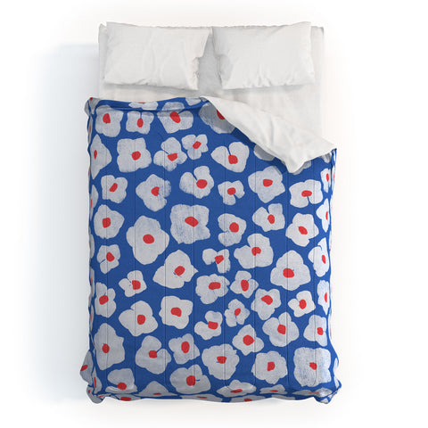 Garima Dhawan hydrangea 4 Comforter