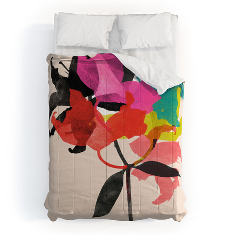 Garima Dhawan lily 5 Comforter