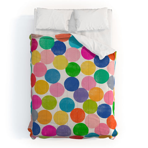 Garima Dhawan play 1 Comforter