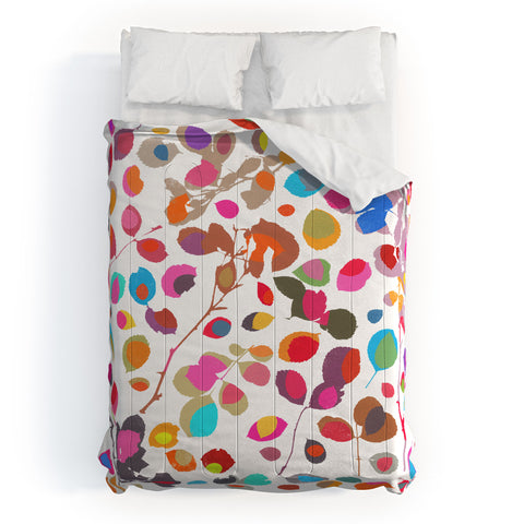 Garima Dhawan wildrose 5 Comforter