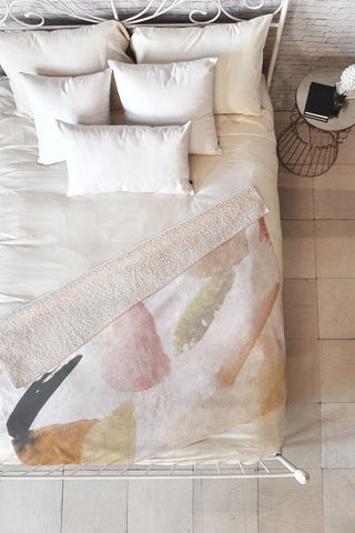 Georgiana Paraschiv AbstractM3 Fleece Throw Blanket