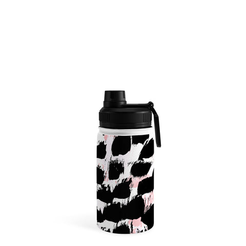 Georgiana Paraschiv BWAbstract 02 Water Bottle