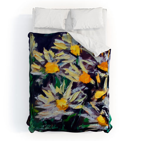 Ginette Fine Art White Daisies Comforter