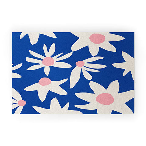 Grace Grace Garden Welcome Mat