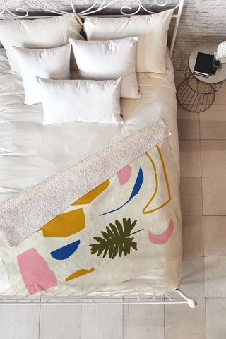 Grace Simple Garden Fleece Throw Blanket