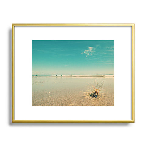 Happee Monkee Beach Star Metal Framed Art Print