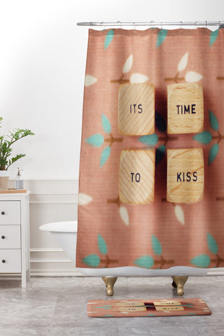 Happee Monkee Its Time To Kiss Shower Curtain And Mat