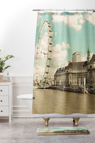 Happee Monkee London Eye Love You Shower Curtain And Mat