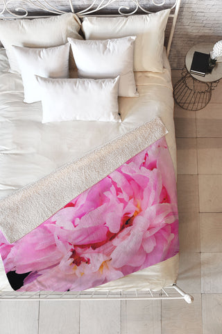 Happee Monkee Pretty Pink Peony Fleece Throw Blanket