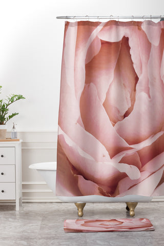 Happee Monkee Versailles Rose Shower Curtain And Mat