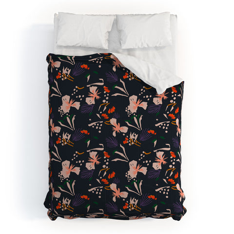 Holli Zollinger ANTHOLOGY OF PATTERN SEVILLE GARDEN BLACK Comforter