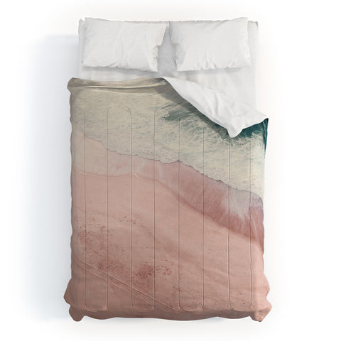 Ingrid Beddoes Beach Calm Comforter