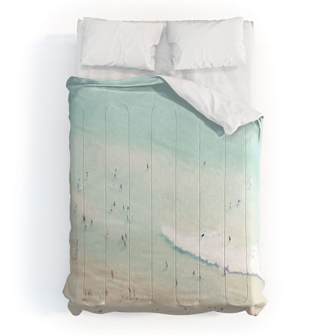 Ingrid Beddoes Beach Summer Love ll Comforter