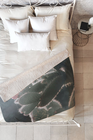 Ingrid Beddoes cactus love Fleece Throw Blanket