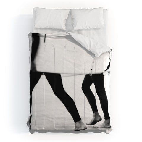 Ingrid Beddoes Catch a Wave VI Comforter