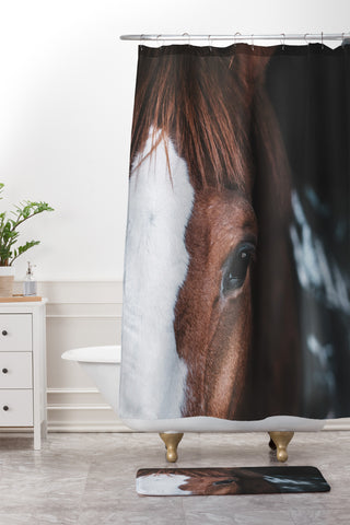Ingrid Beddoes horse cheyenne Shower Curtain And Mat