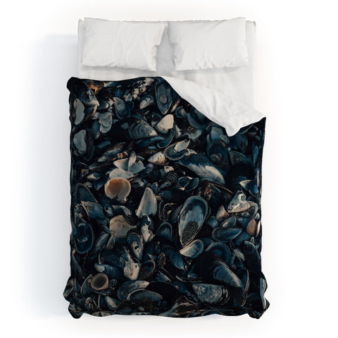 Ingrid Beddoes moody indigo Comforter