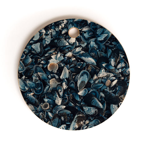 Ingrid Beddoes moody indigo Cutting Board Round