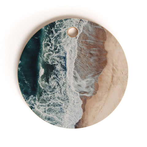 Ingrid Beddoes Sands of Gold Cutting Board Round