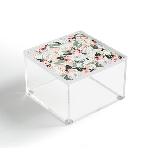 Iveta Abolina Carmella Creme Acrylic Box