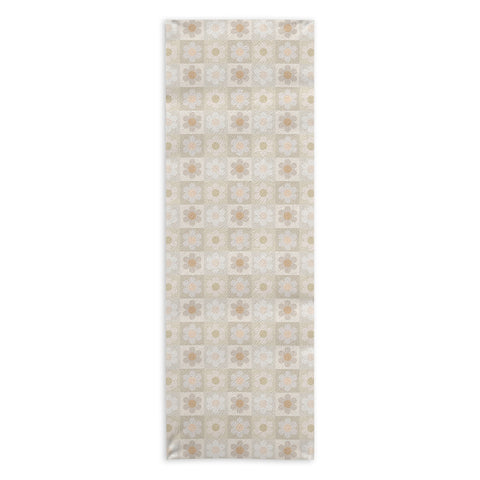 Iveta Abolina Daisy Check Neutral Yoga Towel