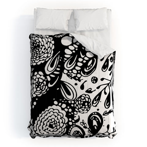 Julia Da Rocha Hidden Rose Comforter