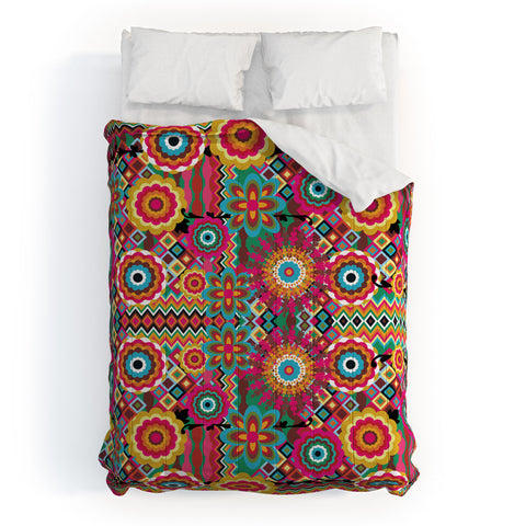 Juliana Curi Hapiness Crazy Comforter
