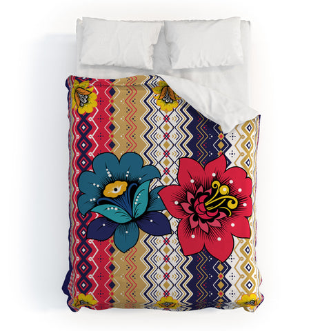 Juliana Curi Renda Flor Duvet Cover