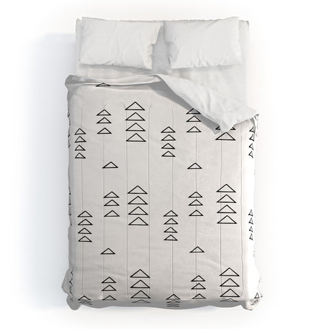 June Journal Minimalist Triangles in Black and White Comforter