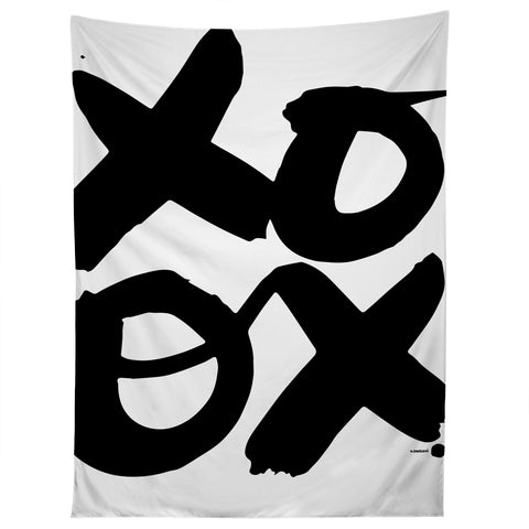 Kal Barteski XOXO bw Tapestry